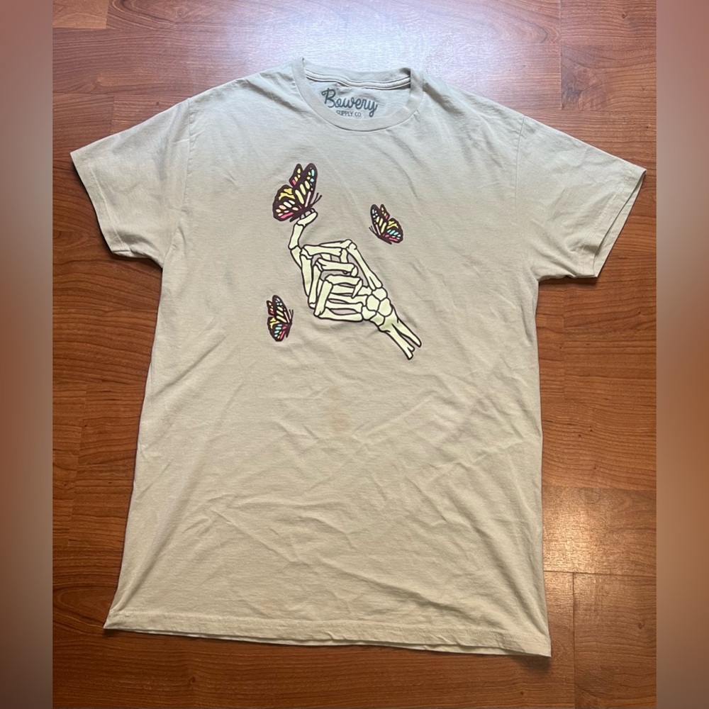 BOWERY SUPPLY CO. women’s short sleeve SKELETON HAND BUTTERFLY T- SHIRT